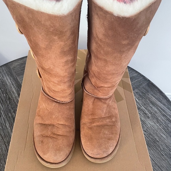 Ugg bailey button - Picture 2 of 6